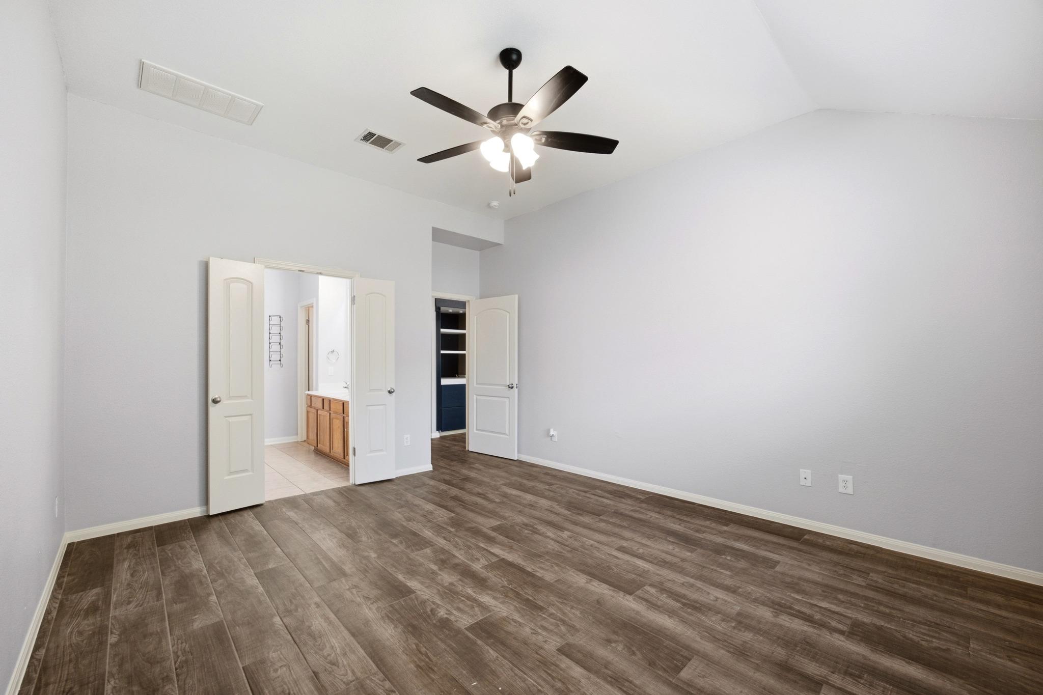 608 Spanish Oak Ter Property Photo 22
