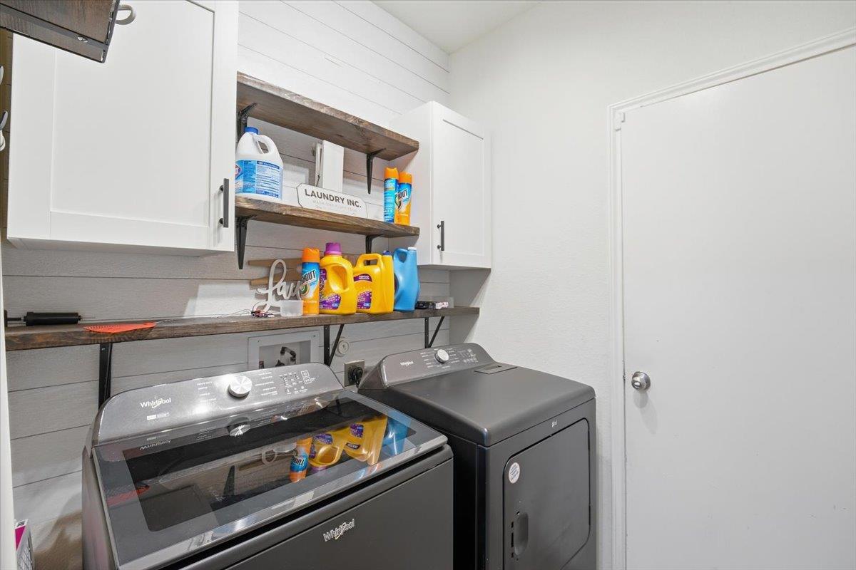 244 Martha Dr Property Photo 20