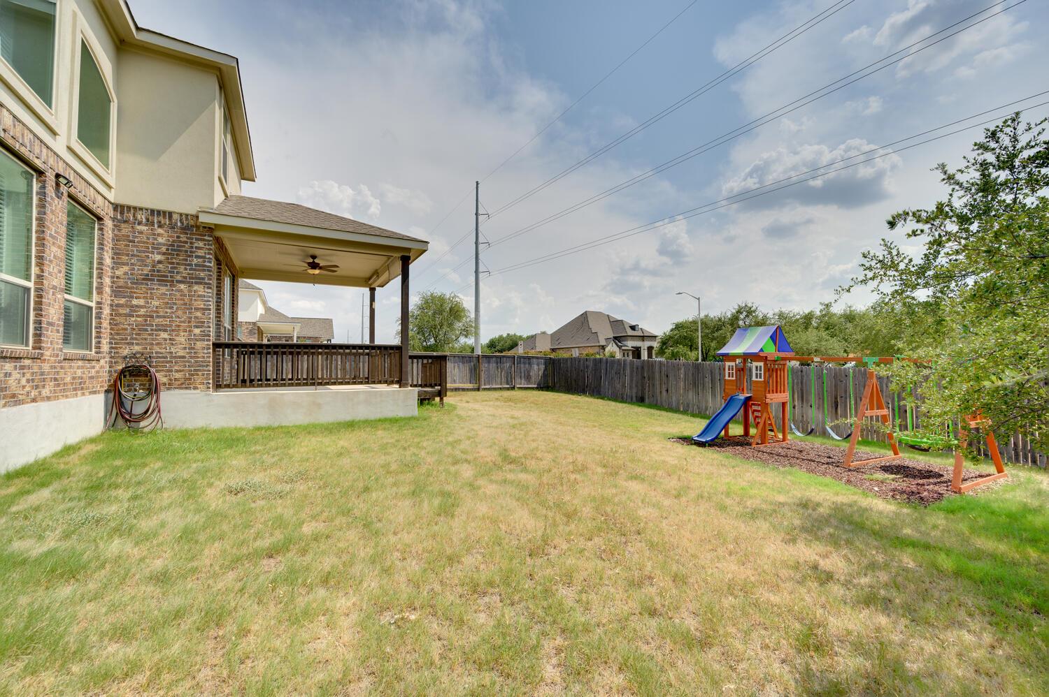 845 Richardson Ln Property Photo 40