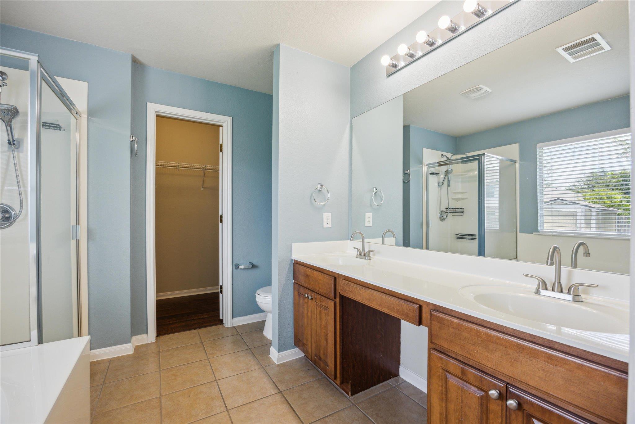 3813 Bandice Ln Property Photo 9