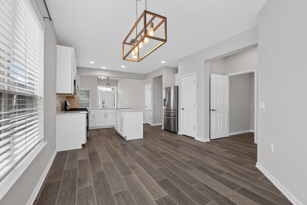 720 Durness Dr Property Photo 12
