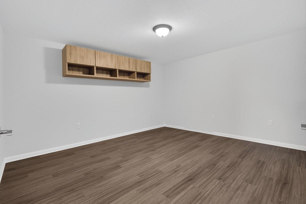 720 Durness Dr Property Photo 21