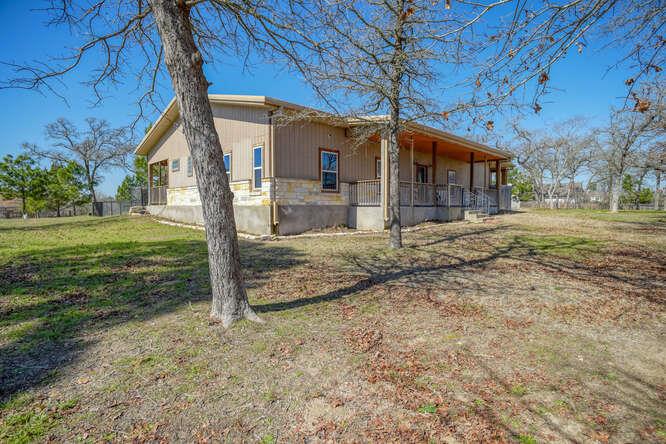 120 Lariat Ct Property Photo 5