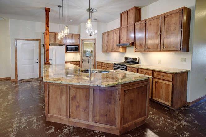 120 Lariat Ct Property Photo 7