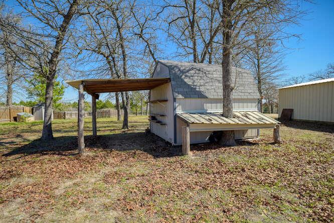 120 Lariat Ct Property Photo 24