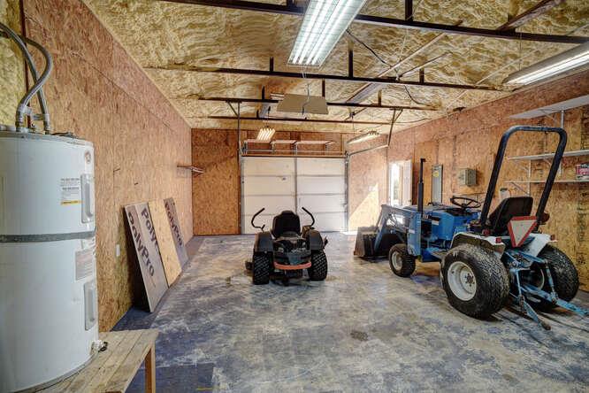 120 Lariat Ct Property Photo 26