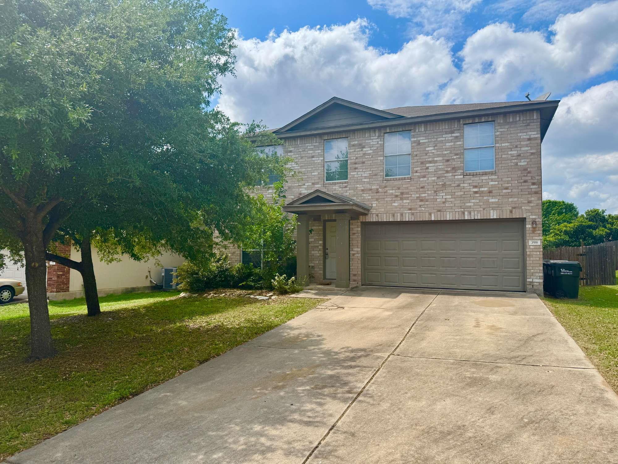398 Paddington DR Property Photo 1