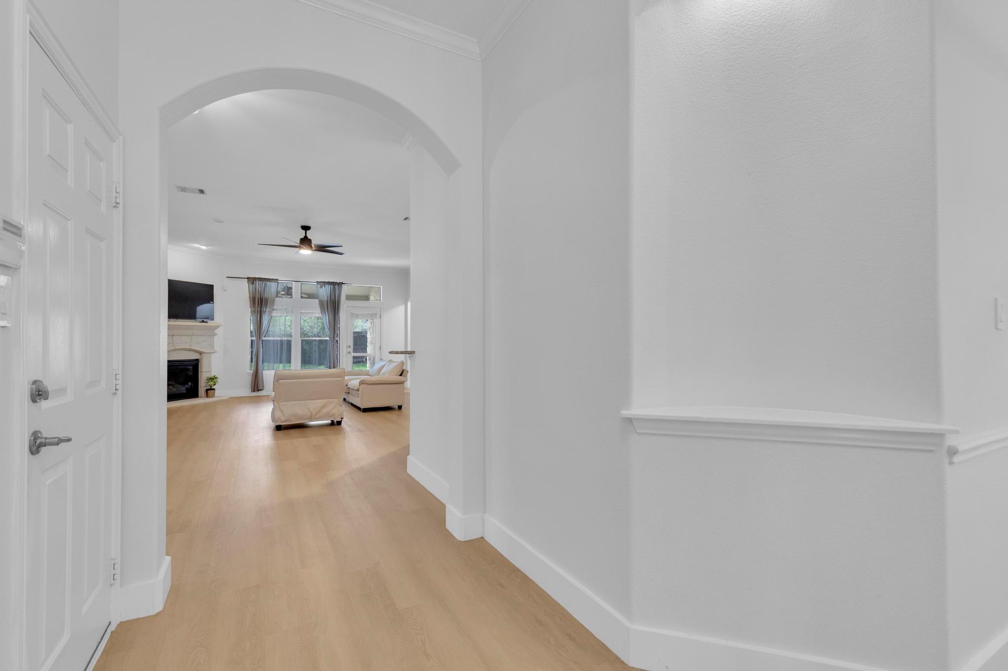 18708 Wind Valley Way Property Photo 3
