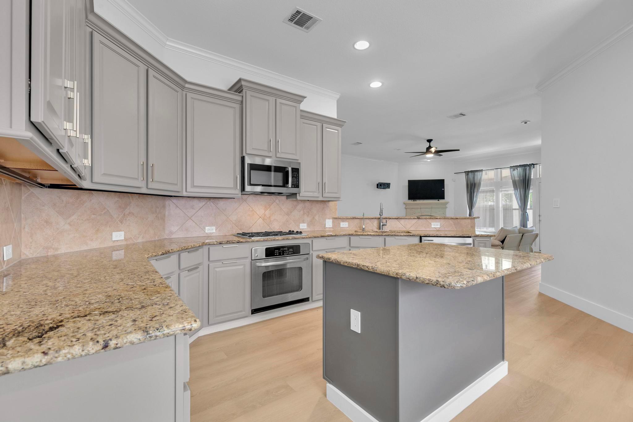 18708 Wind Valley Way Property Photo 7