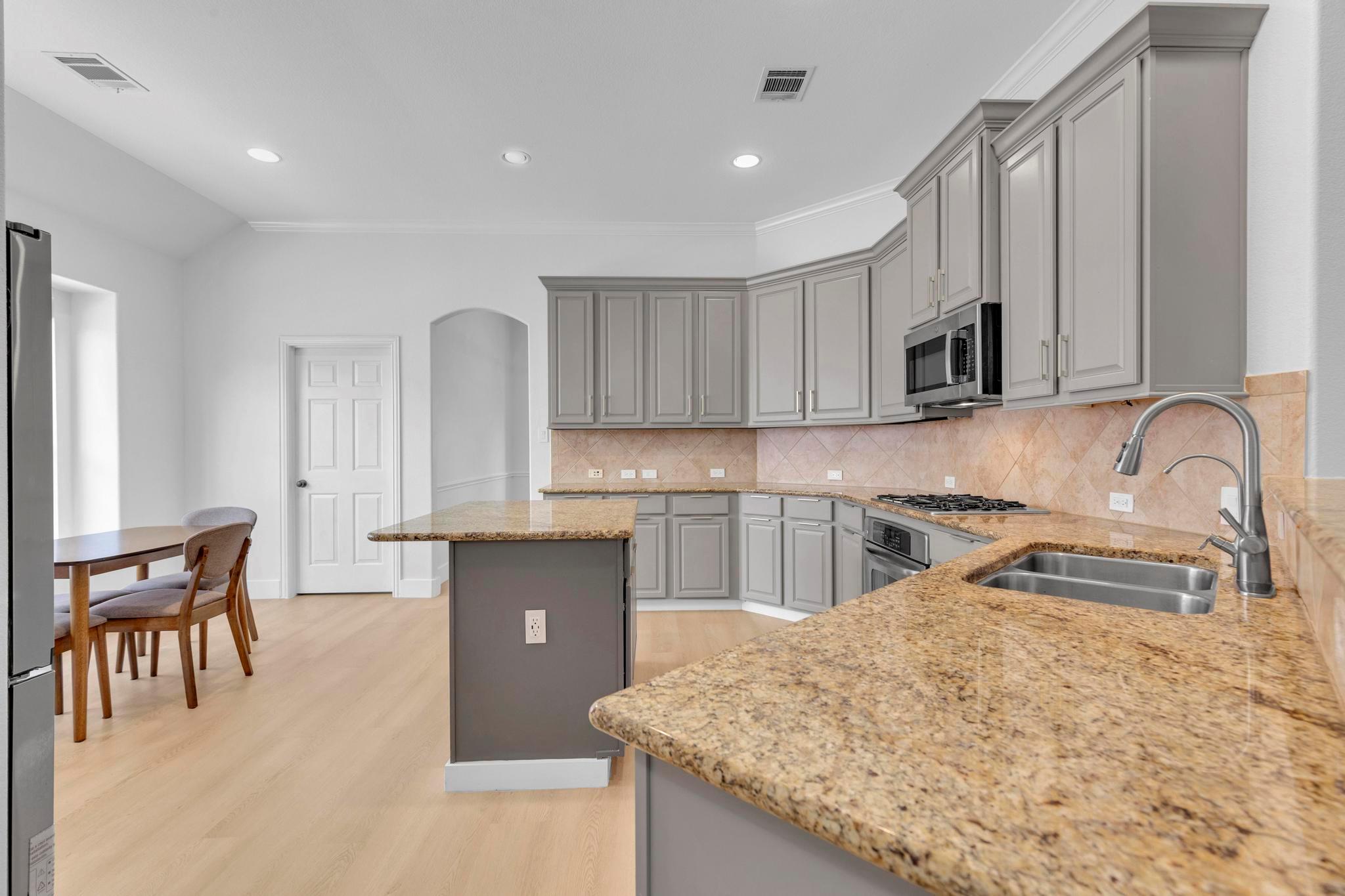 18708 Wind Valley Way Property Photo 9