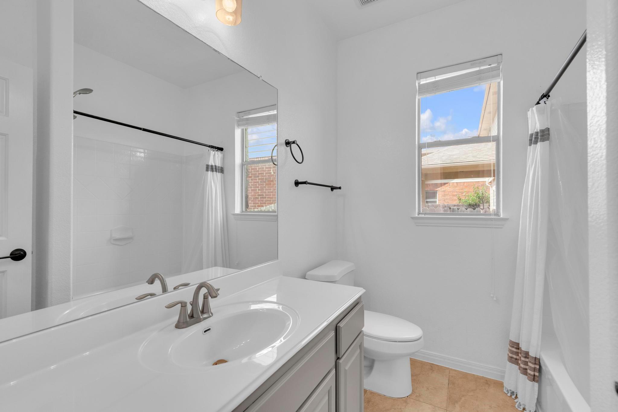 18708 Wind Valley Way Property Photo 17