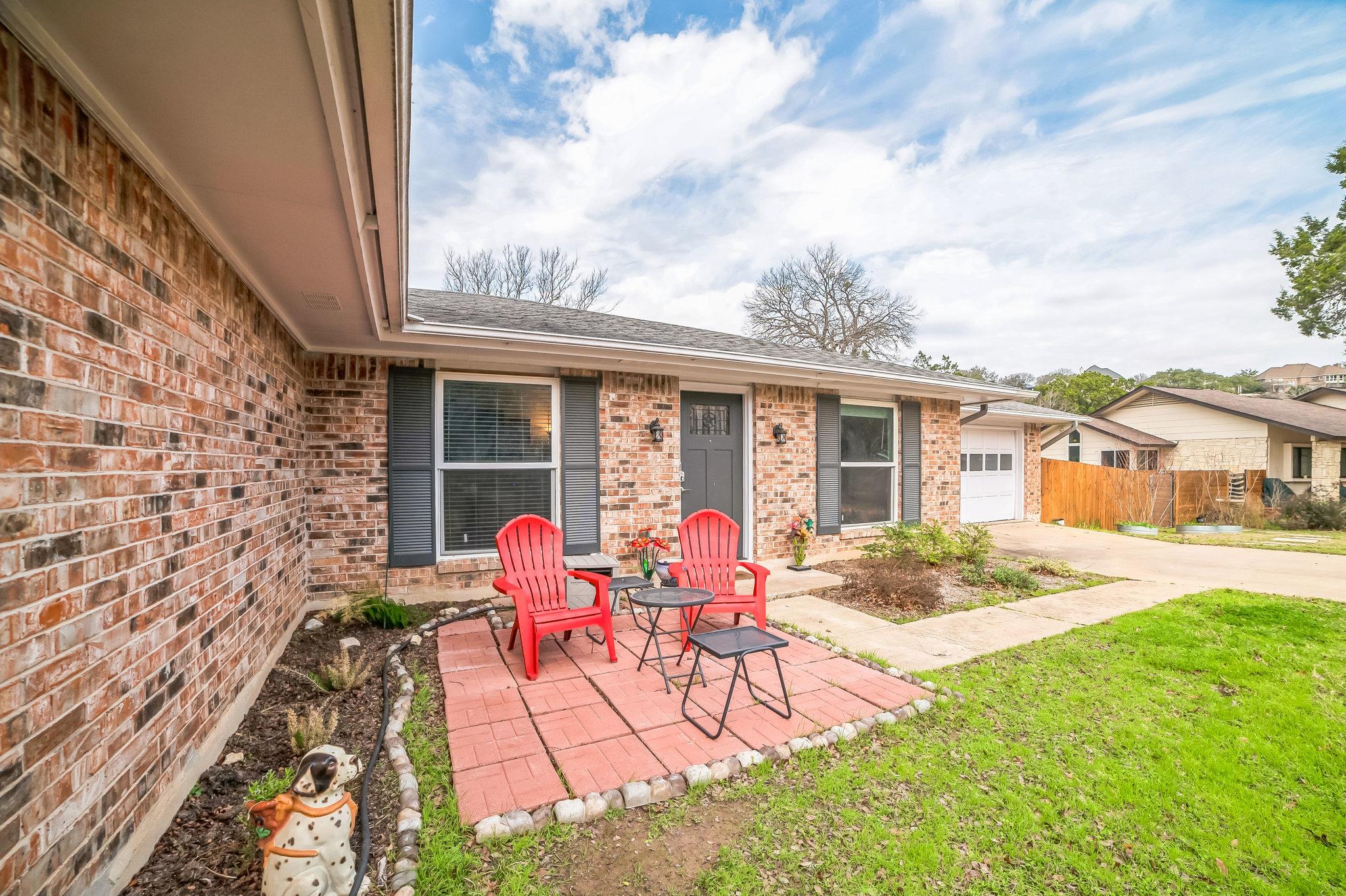 2624 Barton Hills Dr Property Photo 2