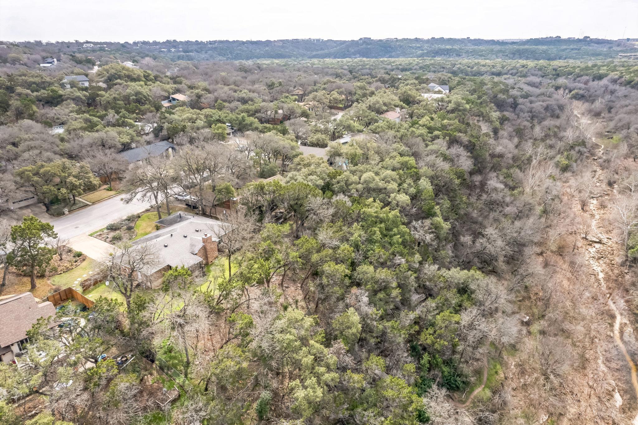 2624 Barton Hills Dr Property Photo 26