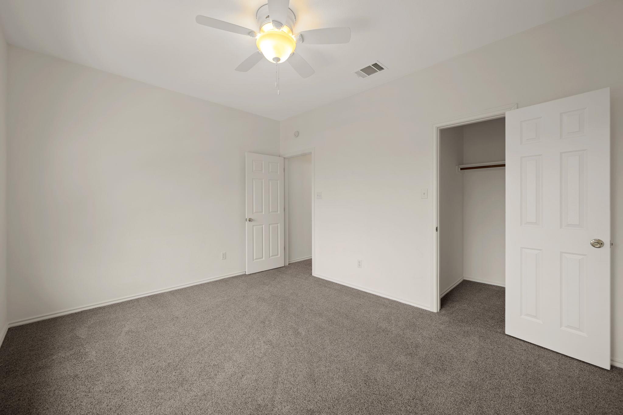 11207 Crossland Dr Property Photo 26