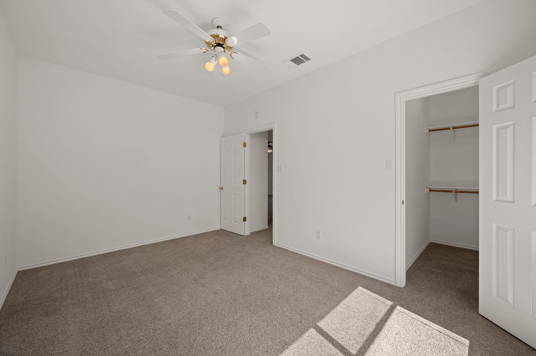 11207 Crossland Dr Property Photo 28