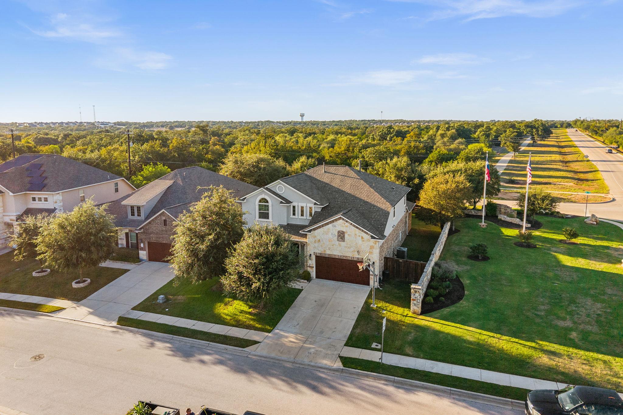 104 Cross Timbers Dr Property Photo 1