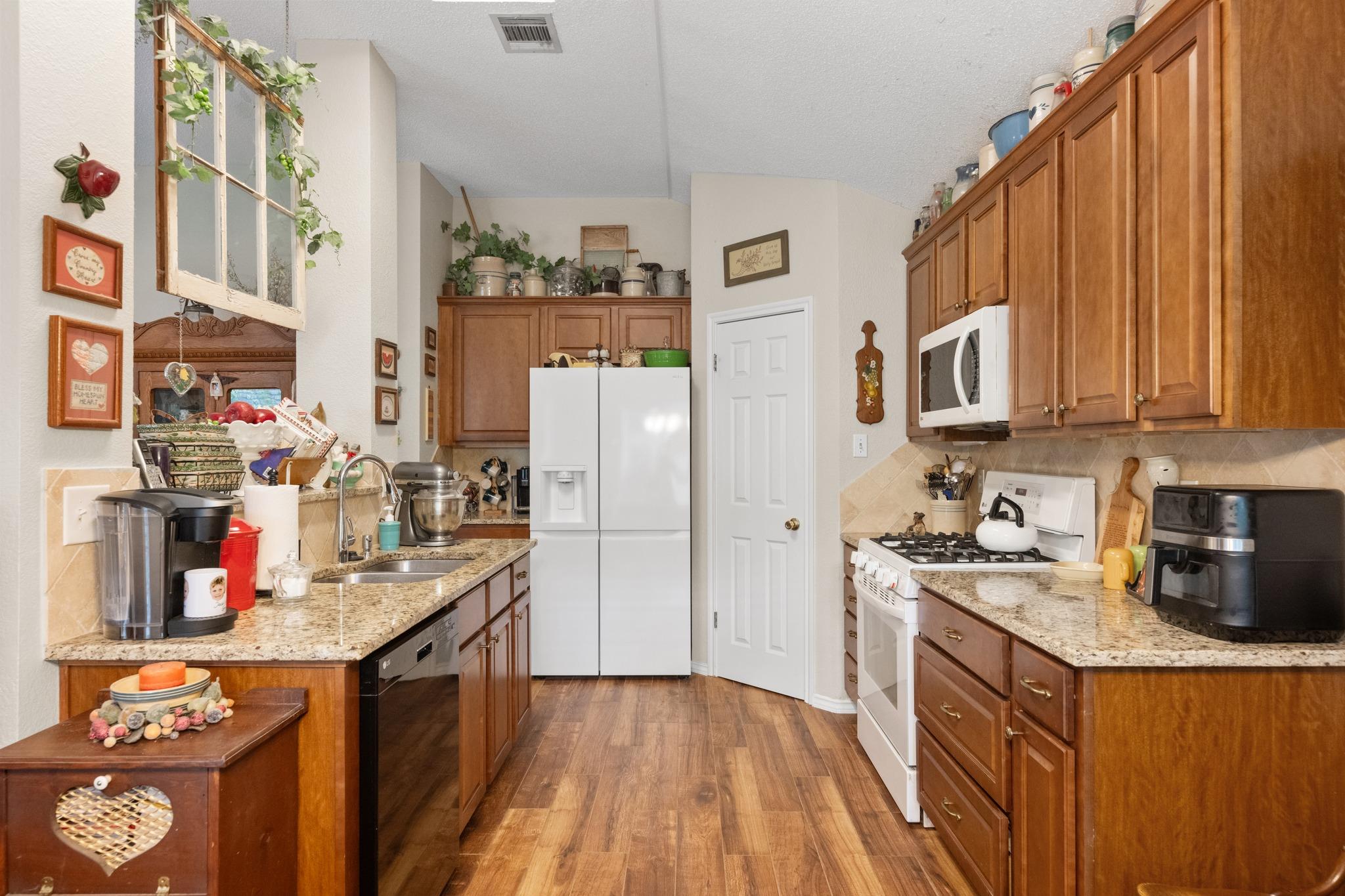 16812 Bailey Jean Dr Property Photo 10