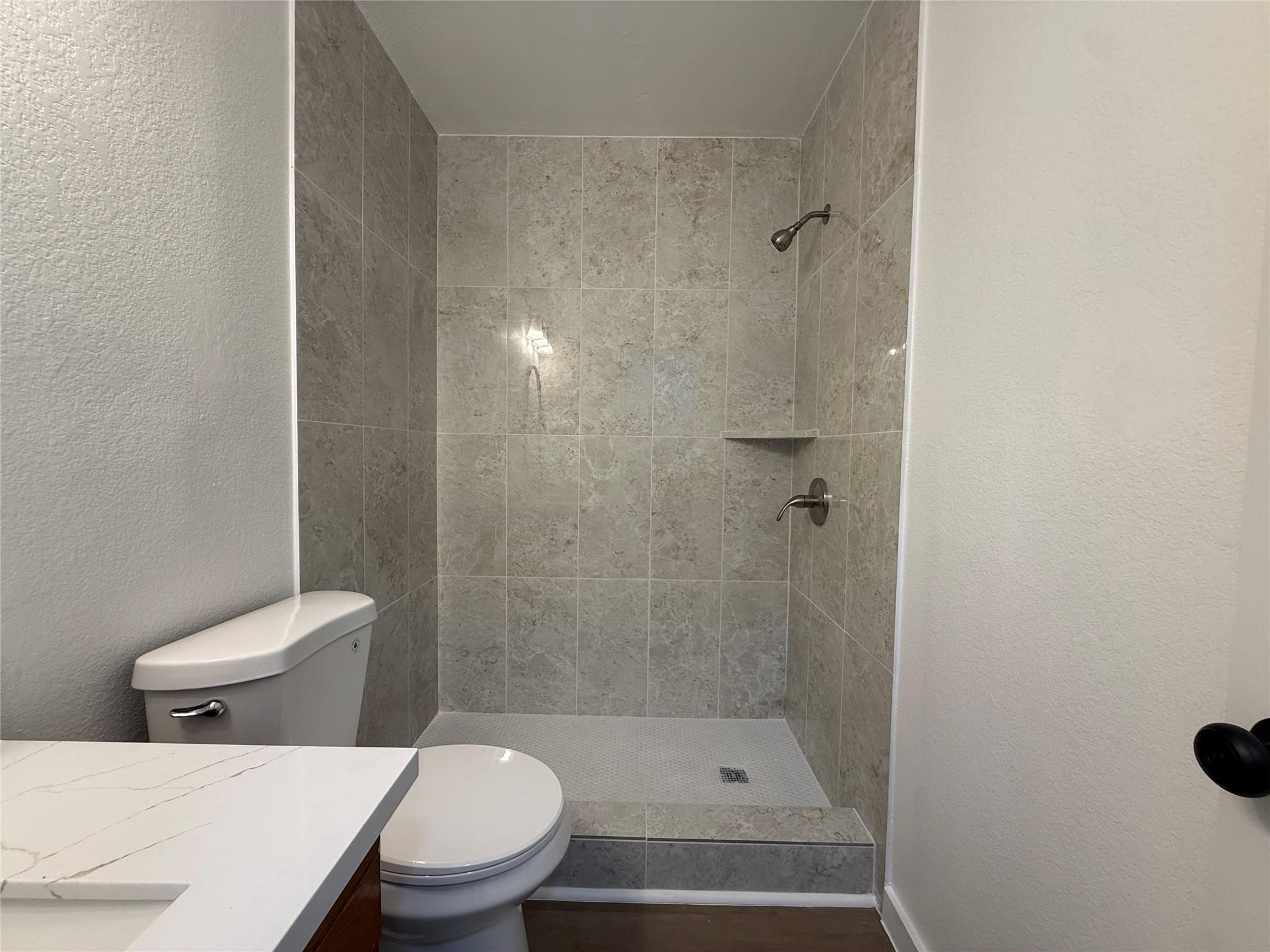1621 Parkfield Cir Property Photo 10
