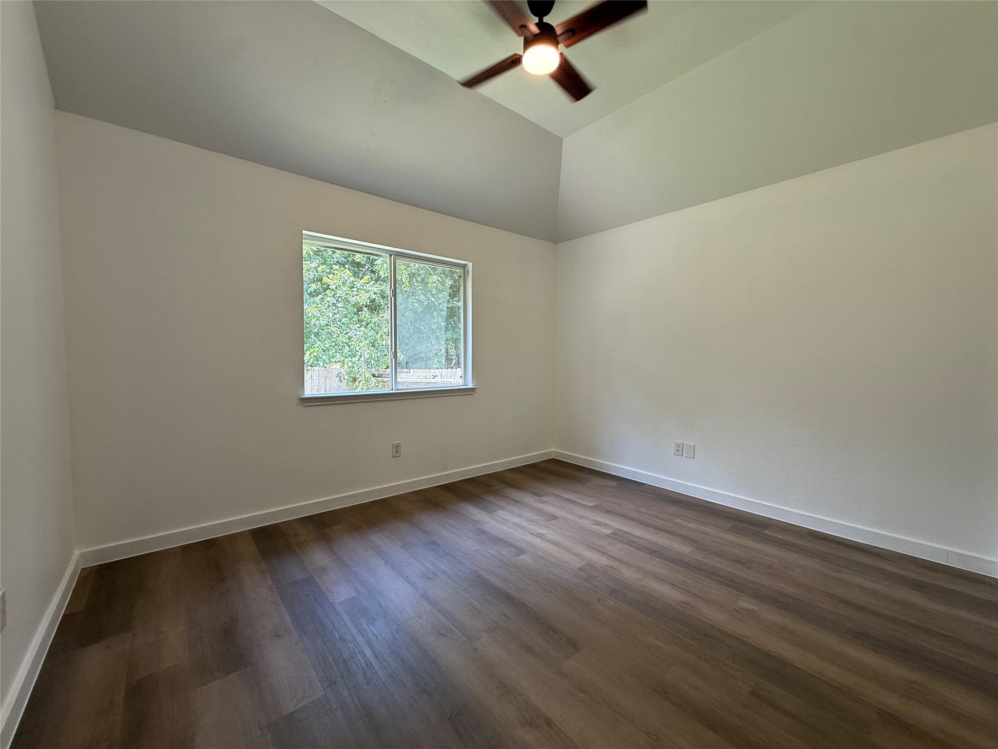 1621 Parkfield Cir Property Photo 14