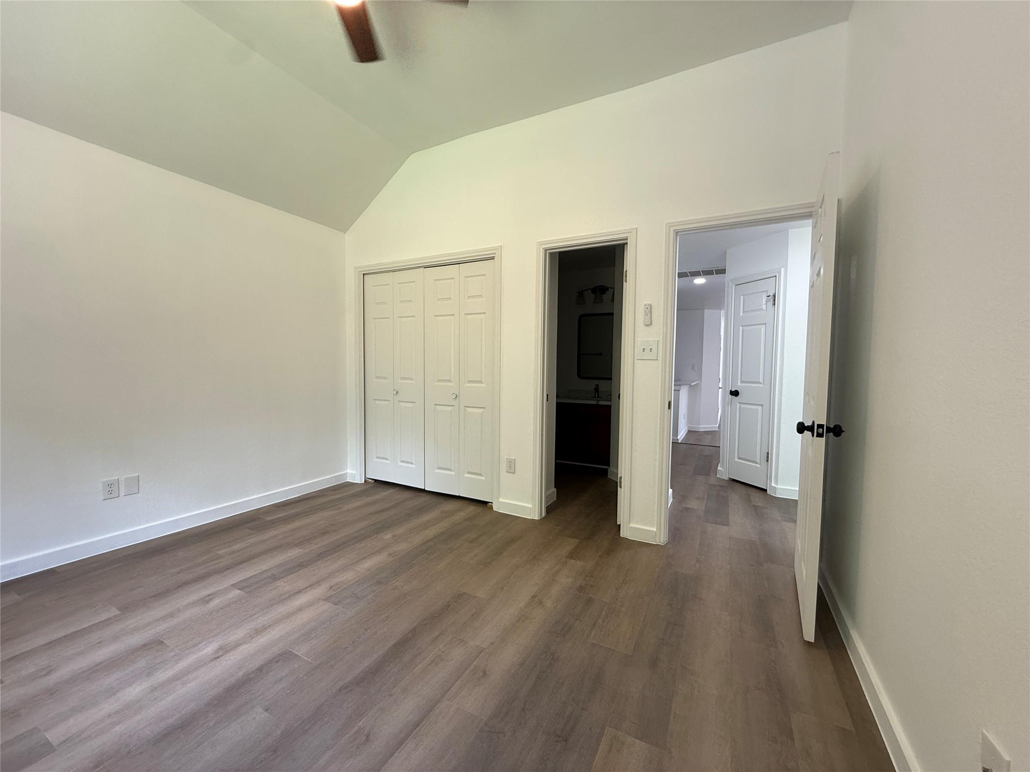 1621 Parkfield Cir Property Photo 15