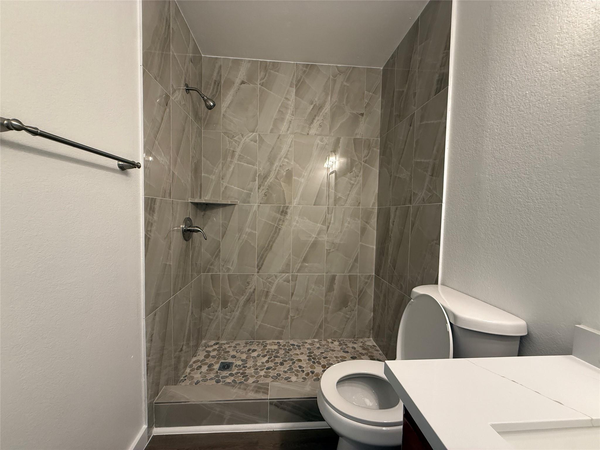 1621 Parkfield Cir Property Photo 17