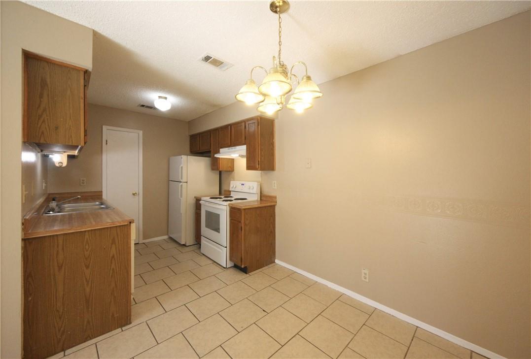 9802 Brasher Dr #b Property Photo 4