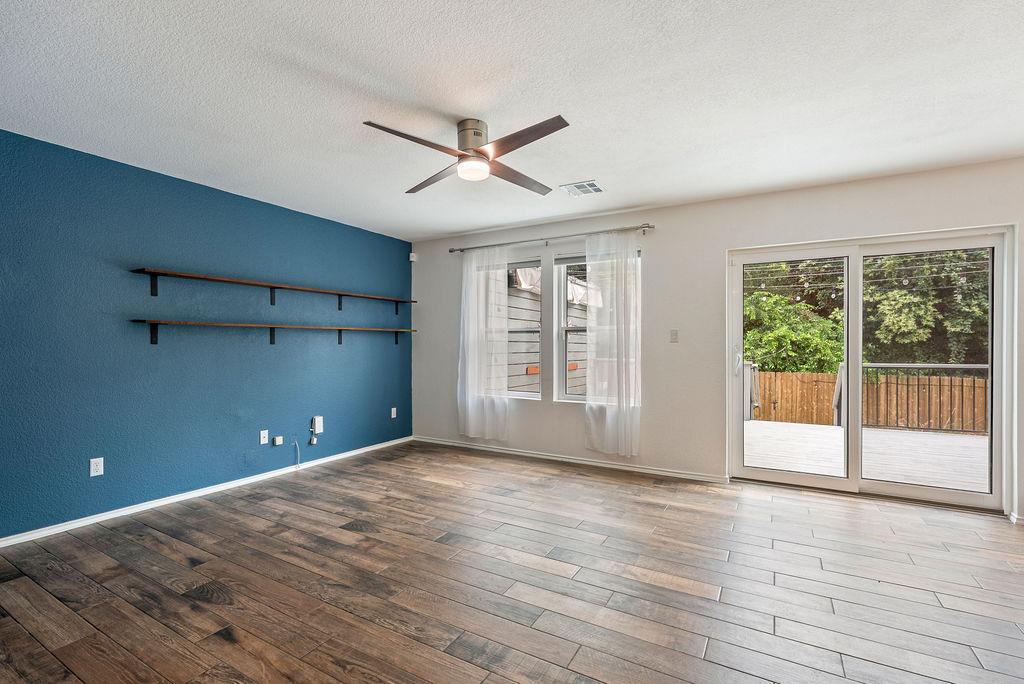 7107 Leppke Cv Property Photo 6