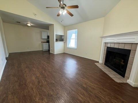 1220 Orchard Park Cir Property Photo 2