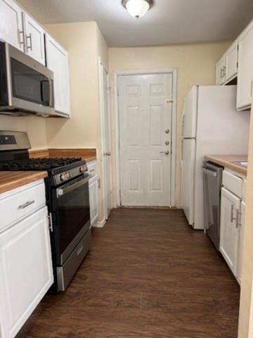 1220 Orchard Park Cir Property Photo 6