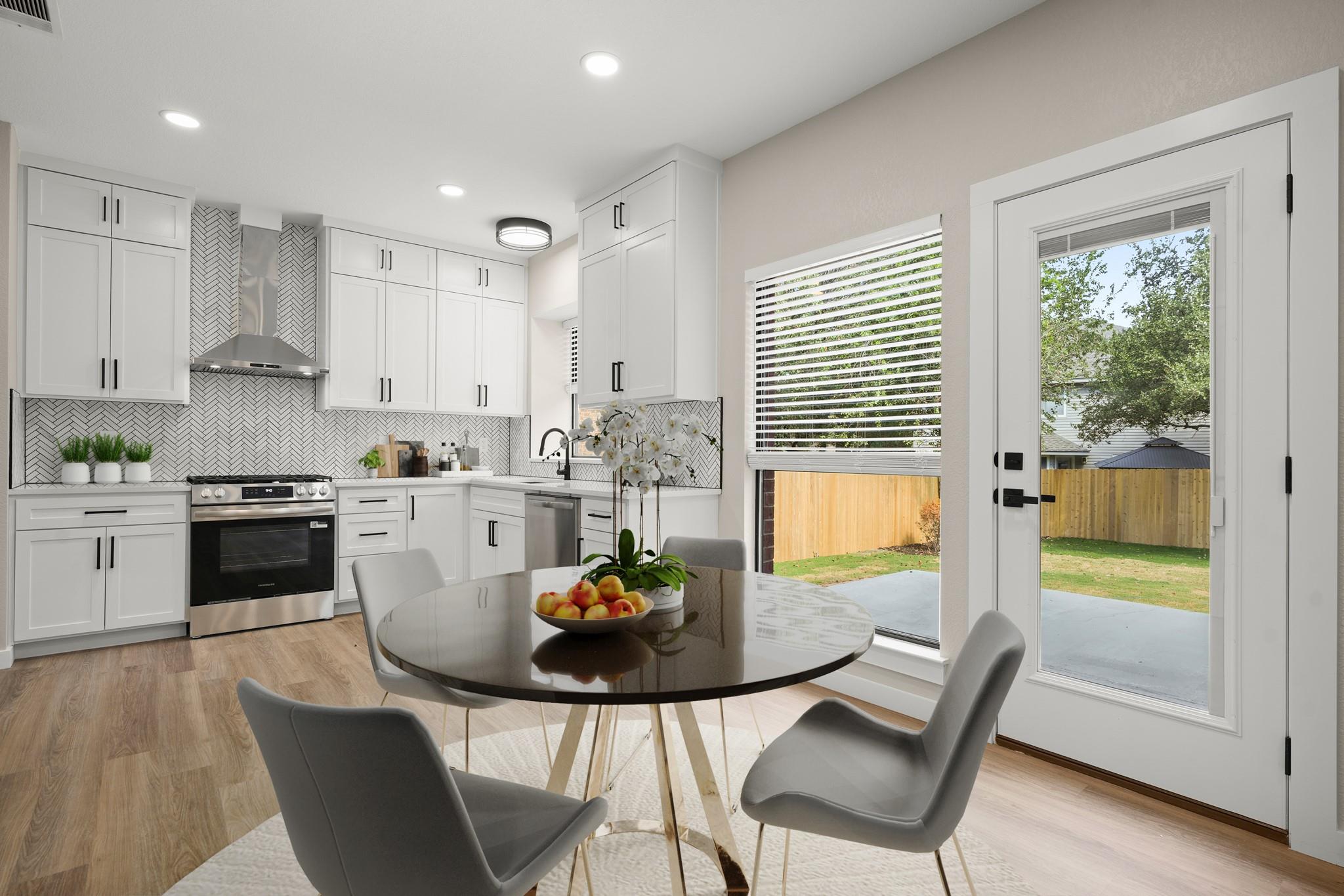 15204 English River Loop Property Photo 9