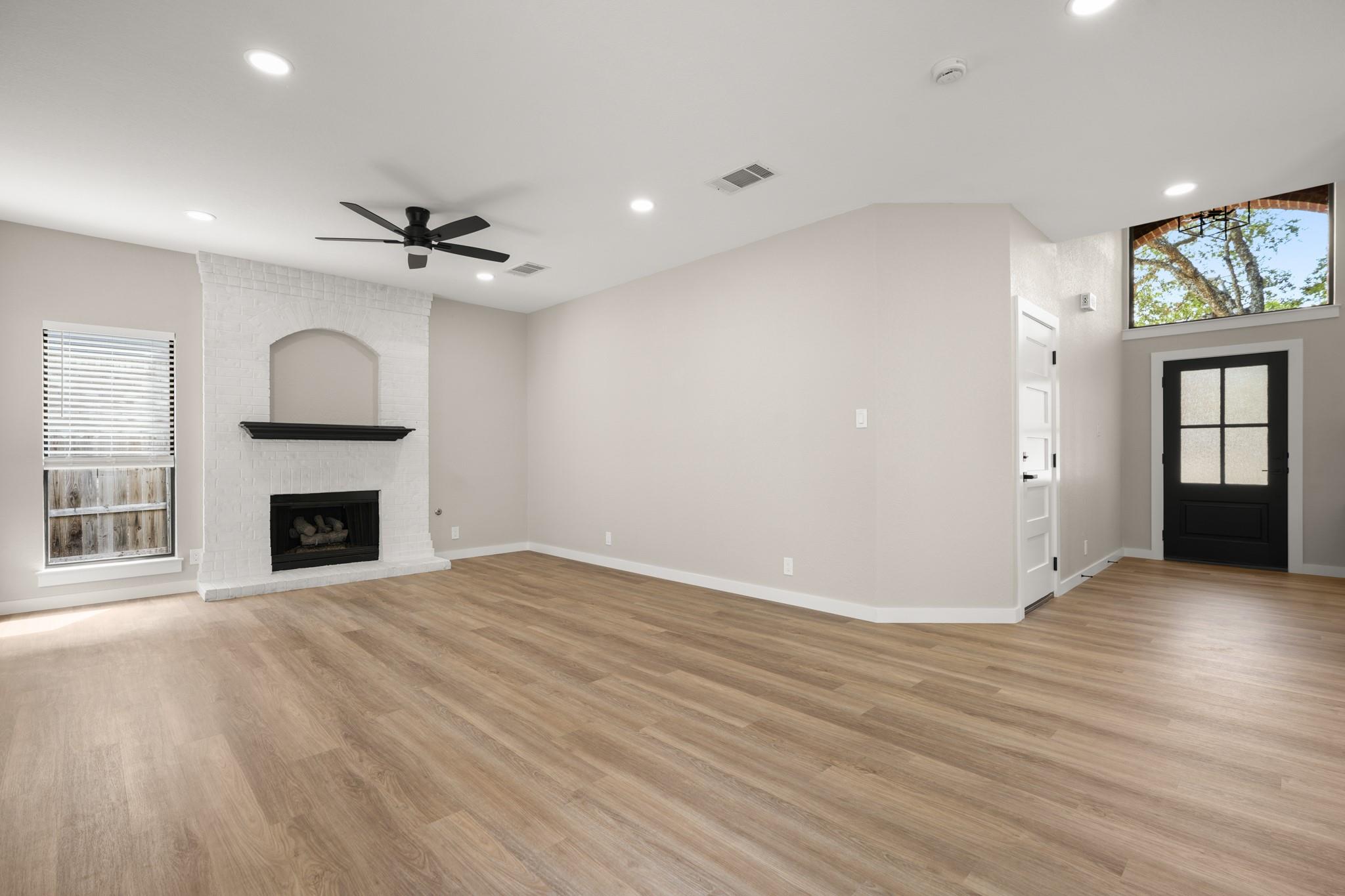15204 English River Loop Property Photo 13