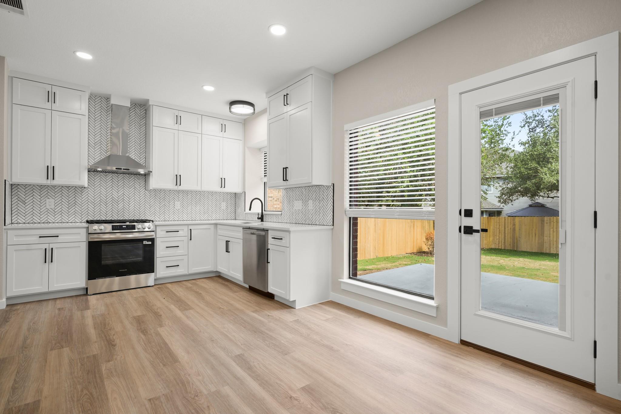 15204 English River Loop Property Photo 15