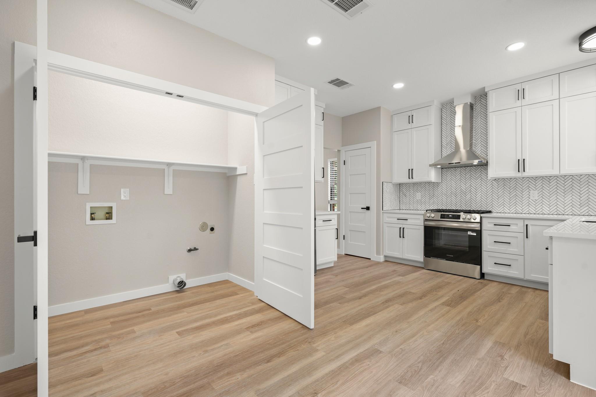 15204 English River Loop Property Photo 17