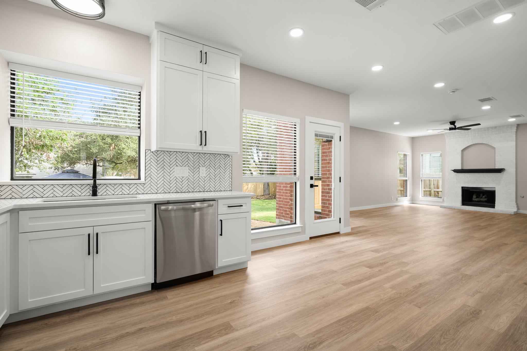 15204 English River Loop Property Photo 18