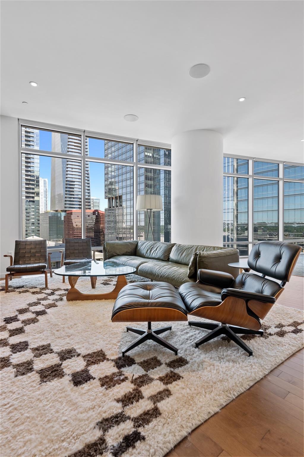 200 Congress Ave 12e Property Photo 6