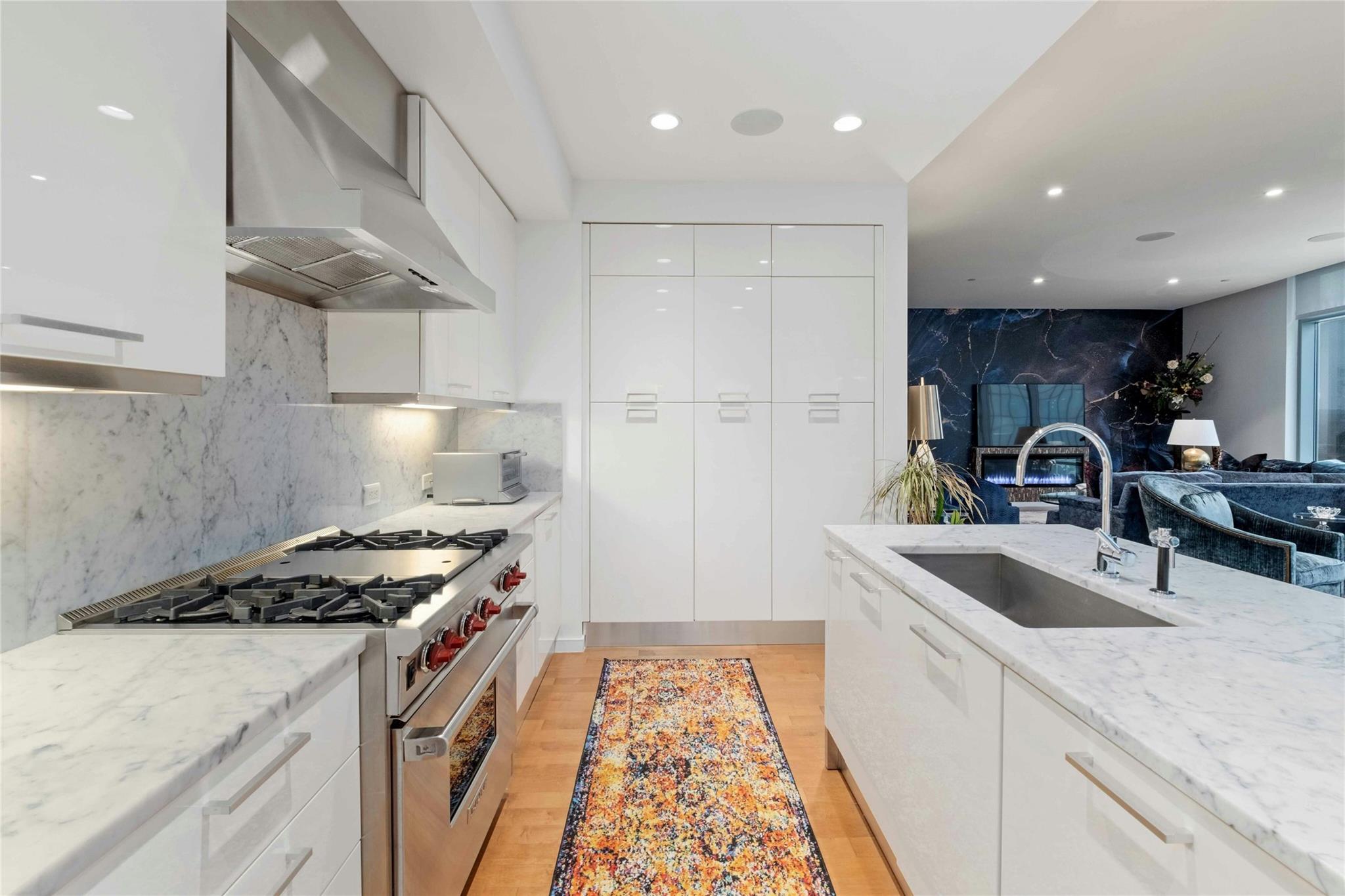 200 Congress Ave 12e Property Photo 12