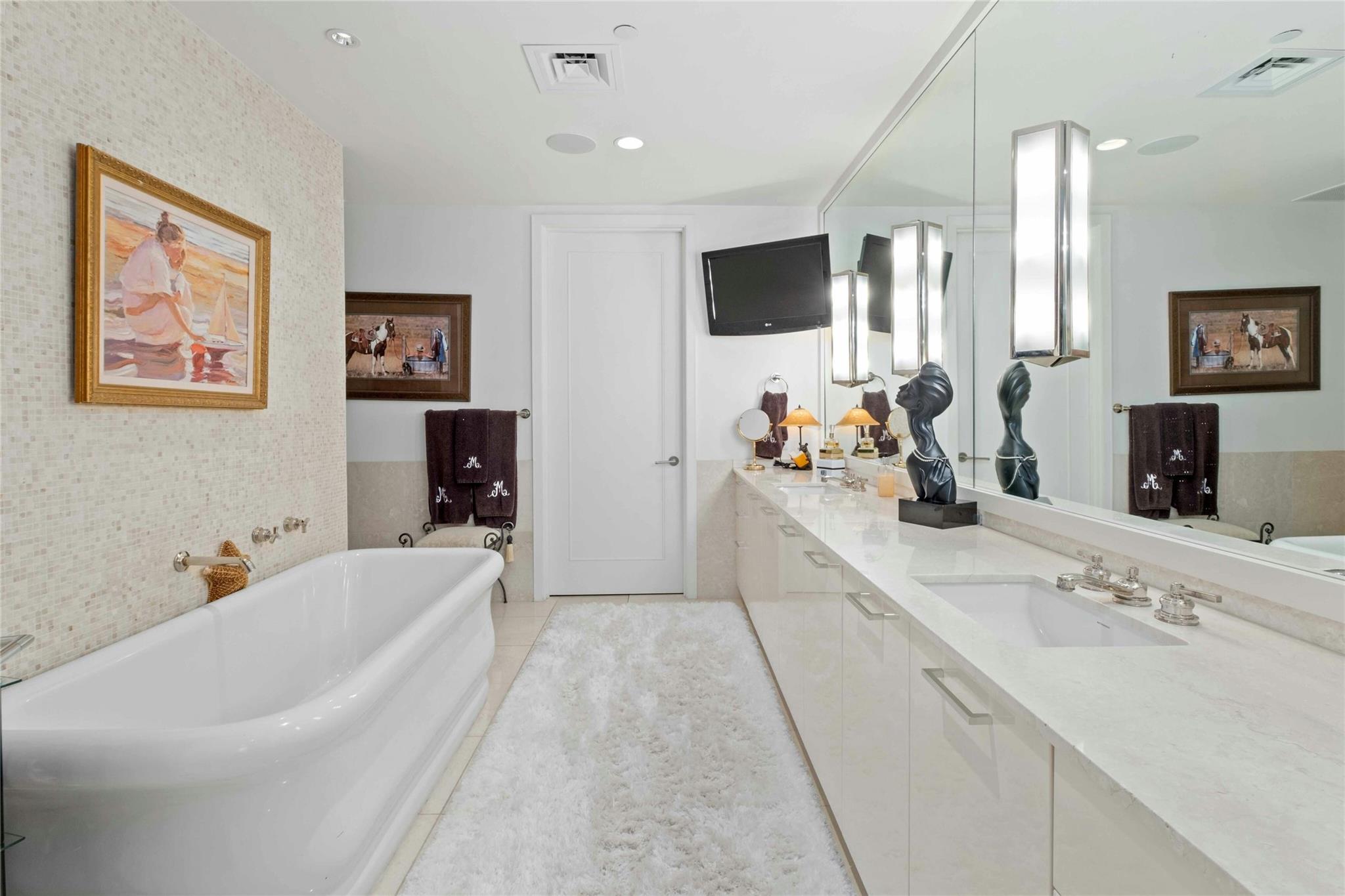 200 Congress Ave 12e Property Photo 17