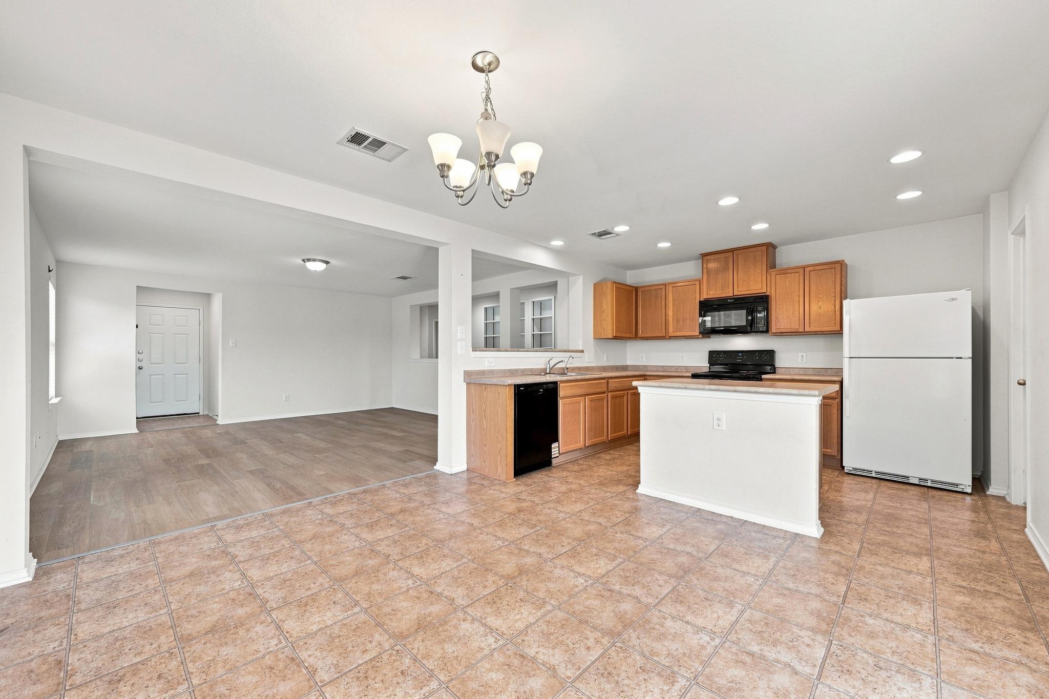 1141 Renaissance Trl Property Photo 6