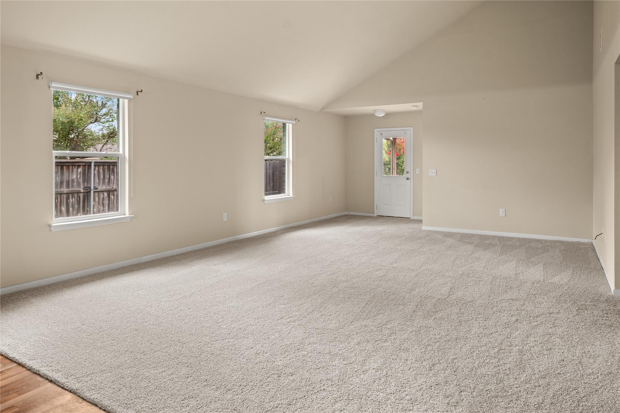 1102 Mitchell Dr Property Photo 6