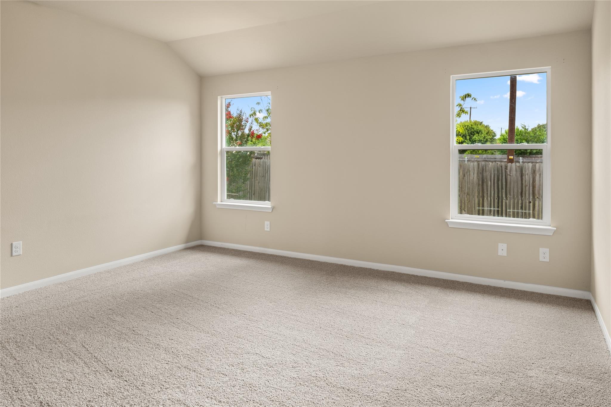 1102 Mitchell Dr Property Photo 8