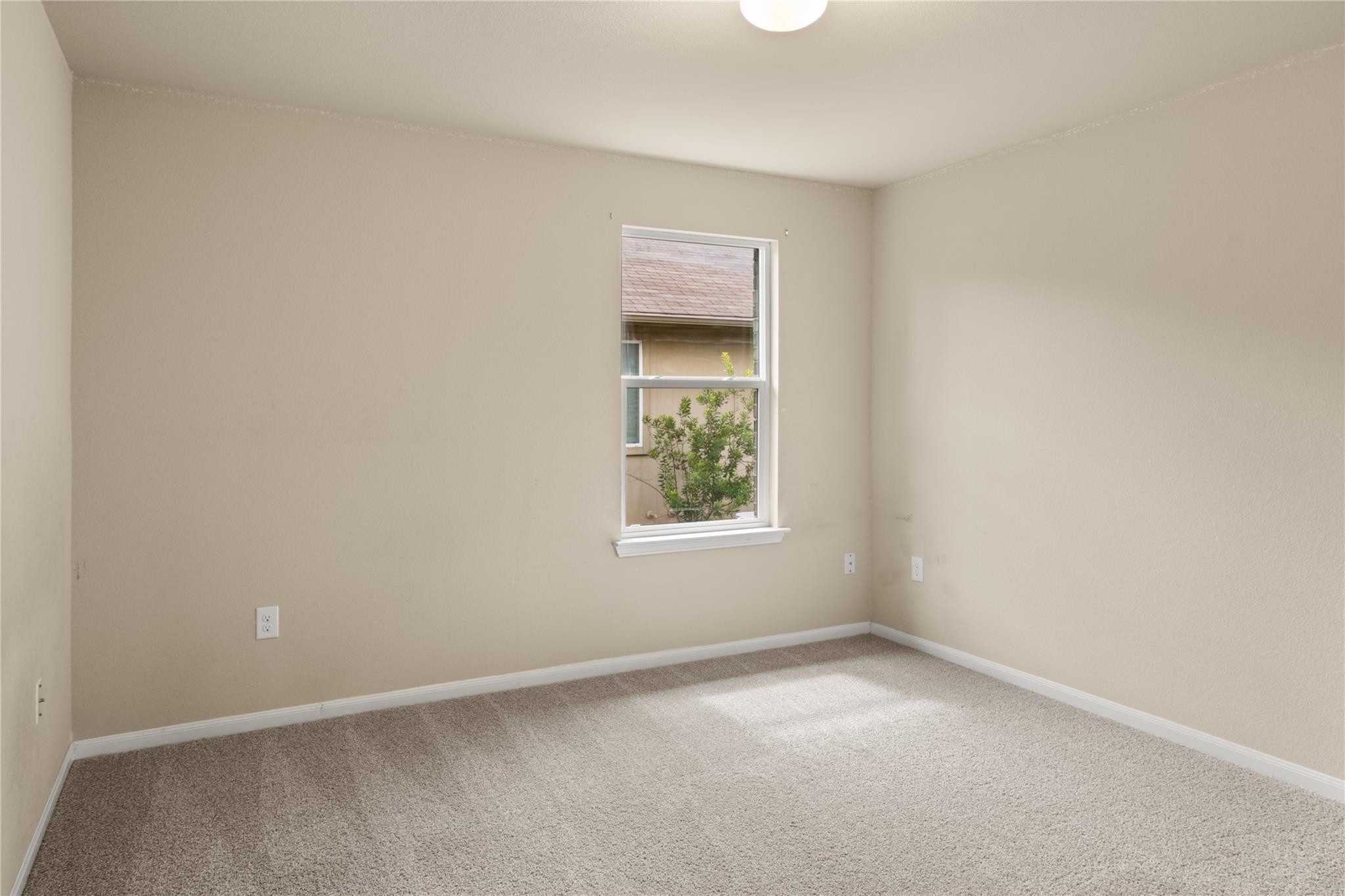 1102 Mitchell Dr Property Photo 14