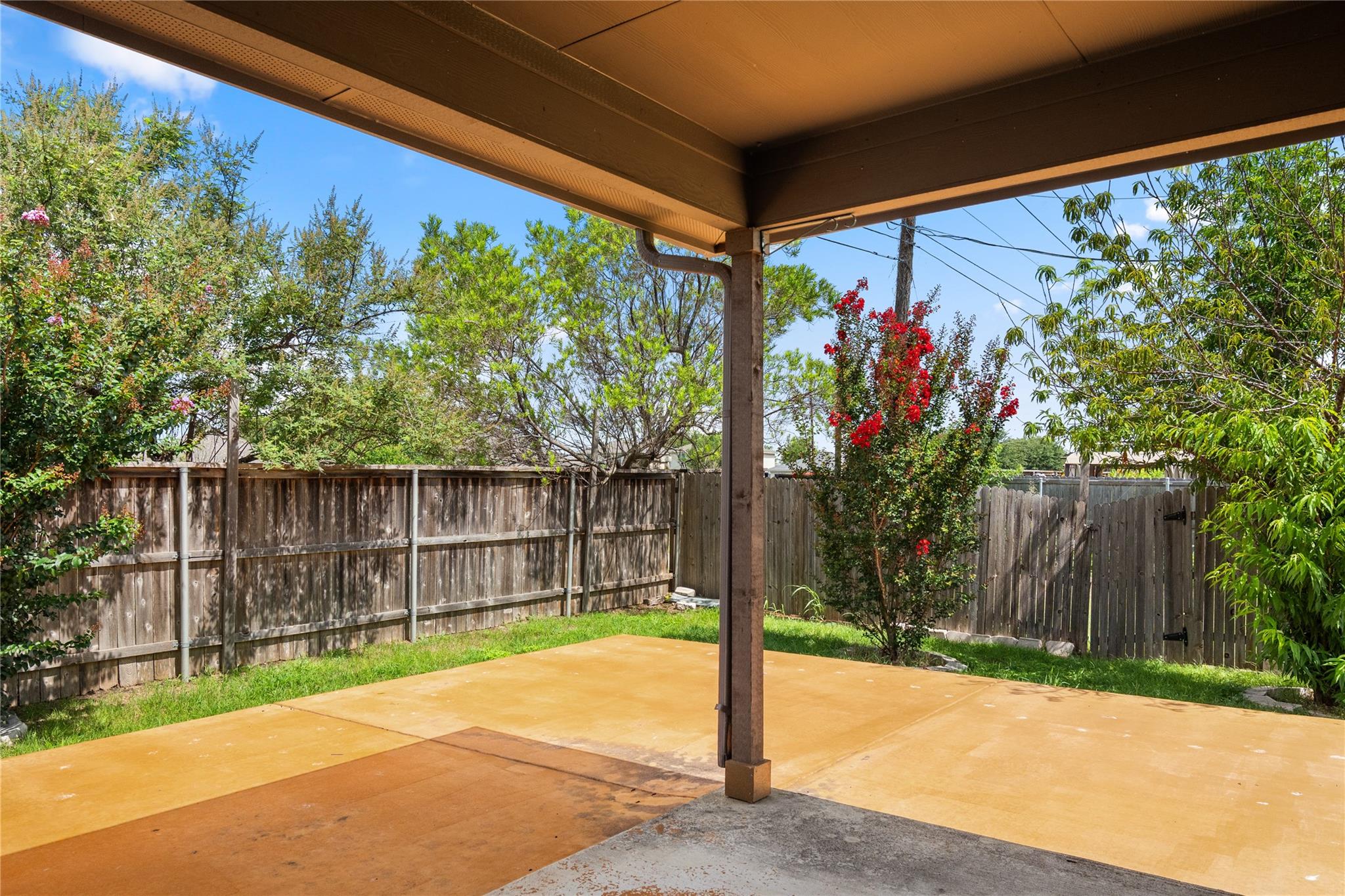 1102 Mitchell Dr Property Photo 17