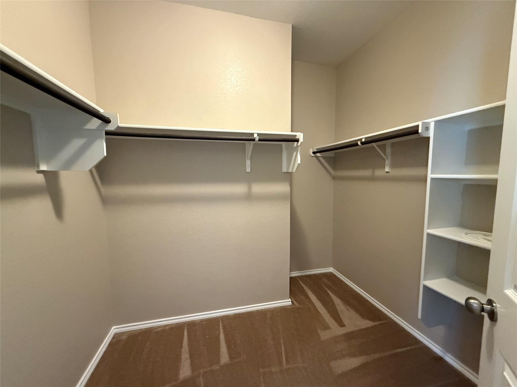 225 Russet Trl Property Photo 11