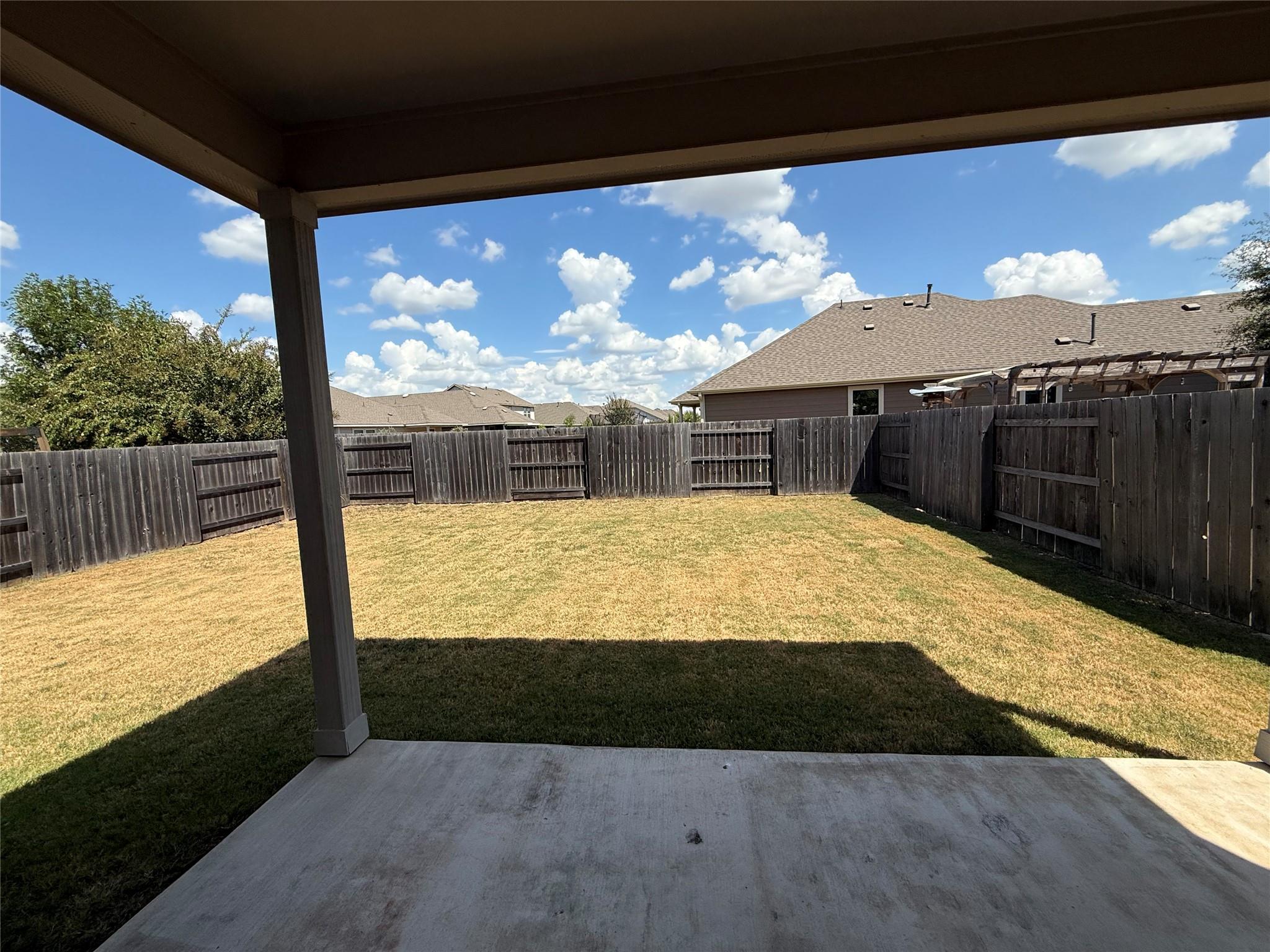 225 Russet Trl Property Photo 18