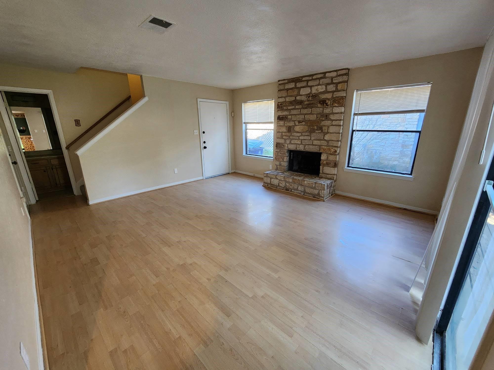 11809 Argonne Forest Trl #b Property Photo 7