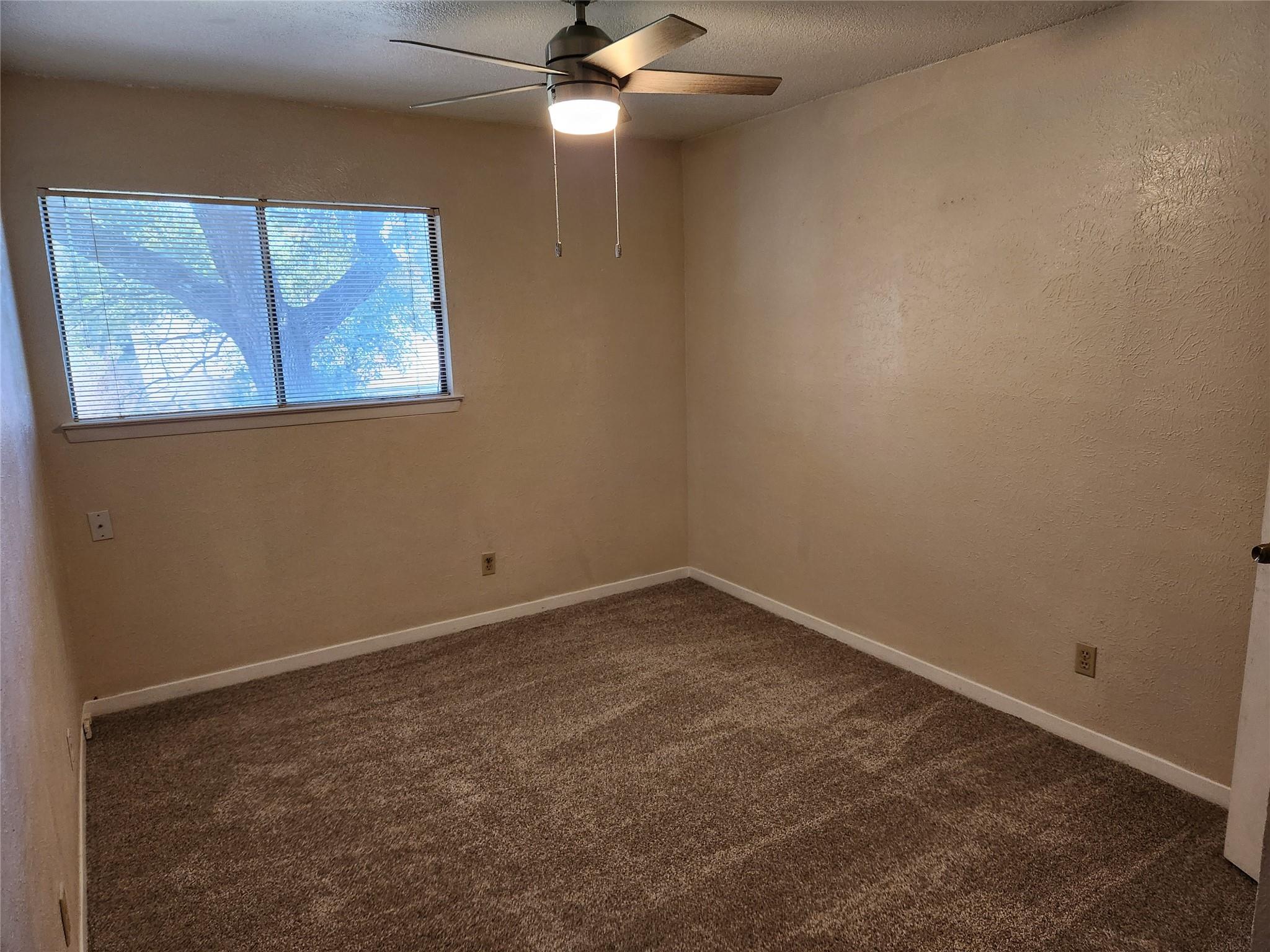 11809 Argonne Forest Trl #b Property Photo 10