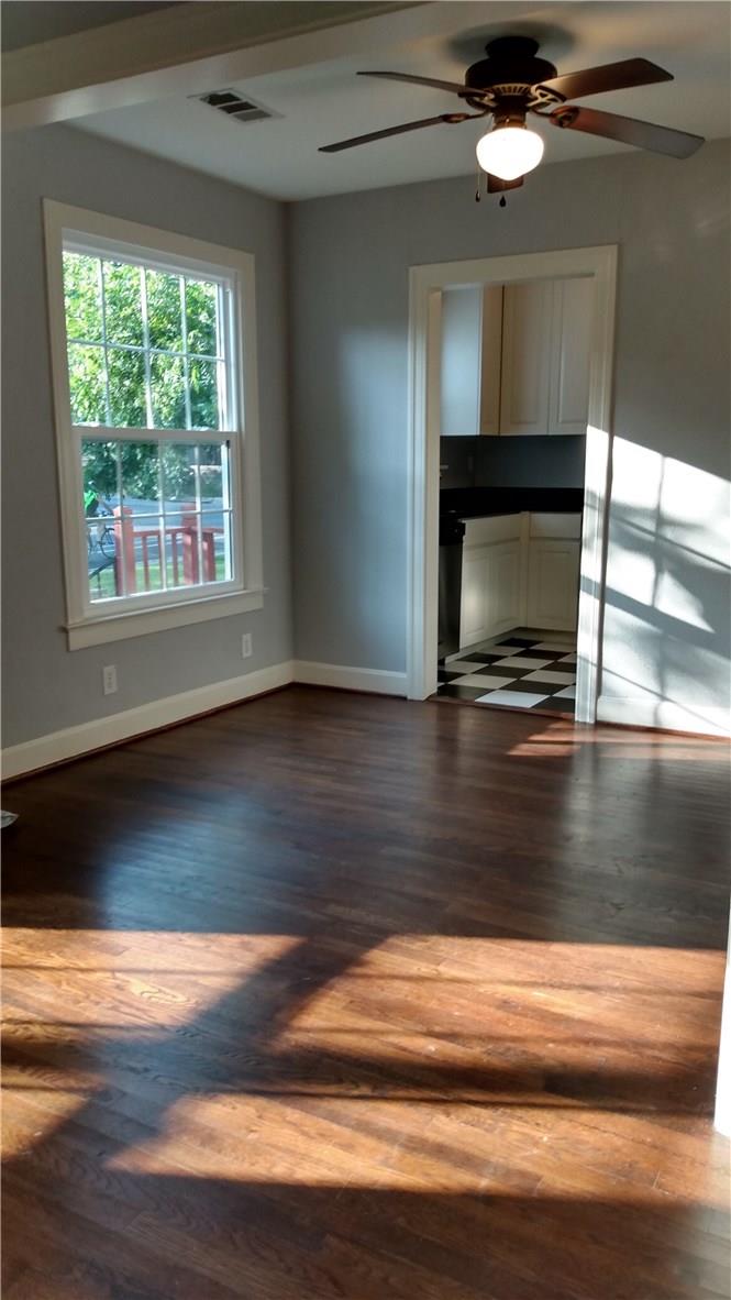 4611 Duval St Property Photo 4