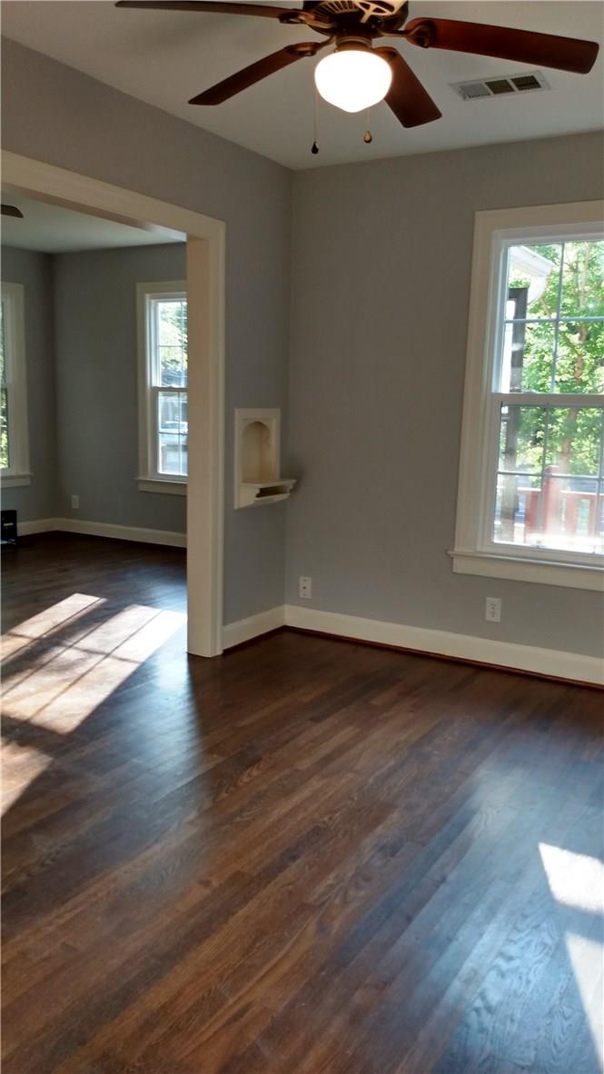 4611 Duval St Property Photo 5