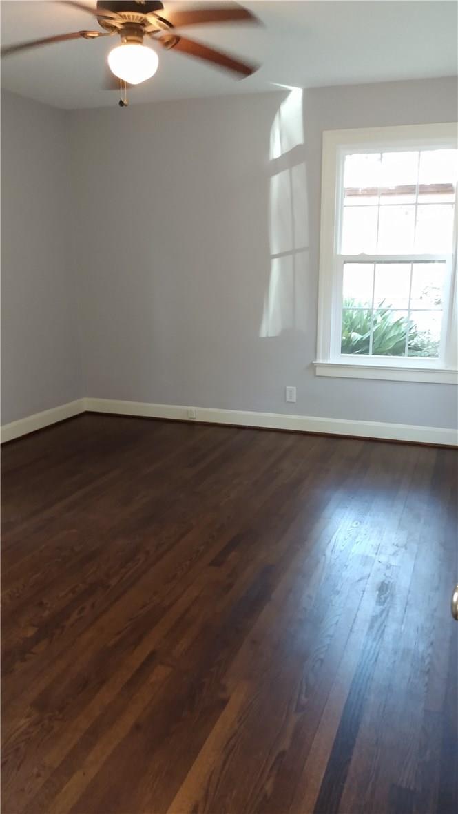 4611 Duval St Property Photo 9