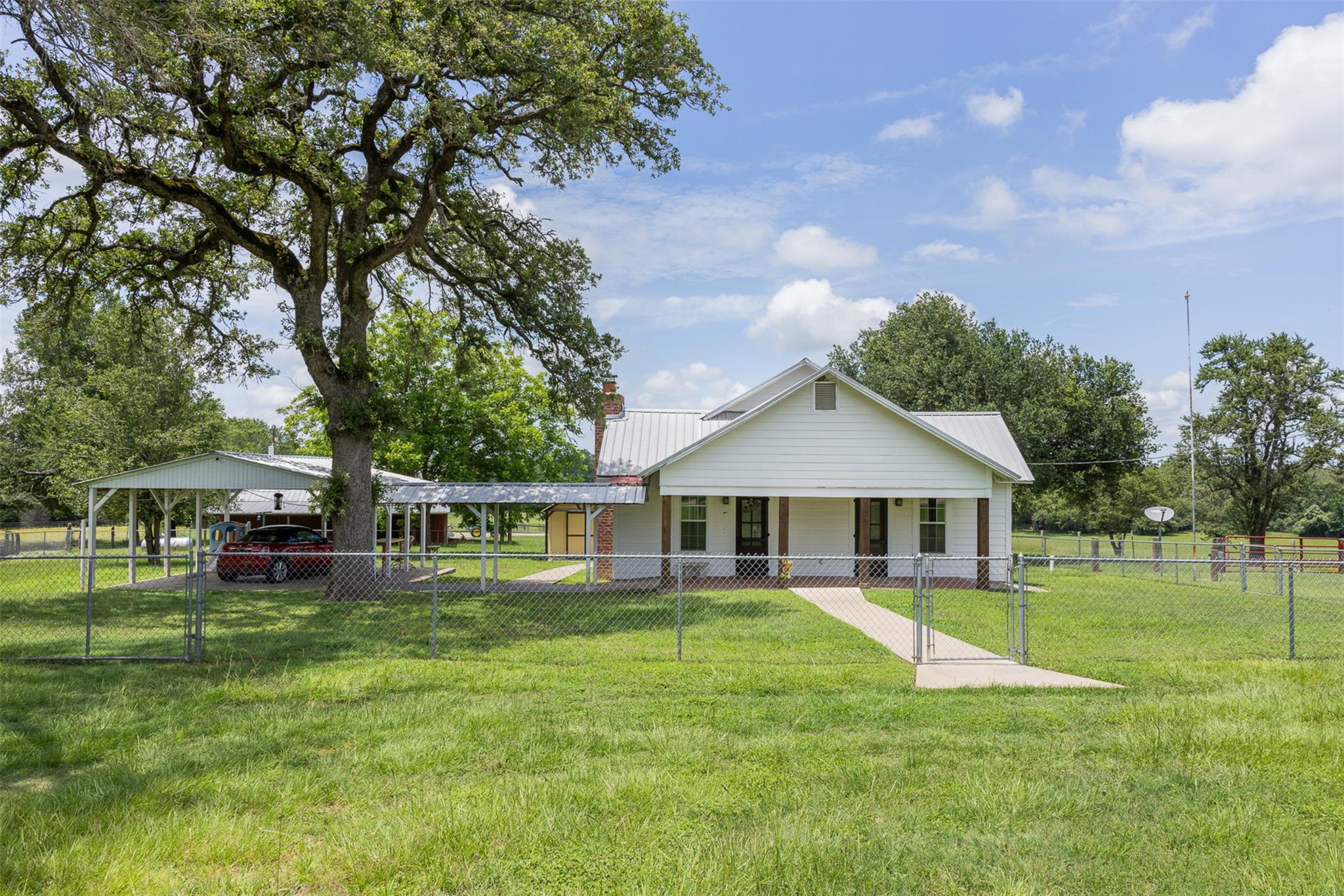 3004 County Road 310 None Property Photo 8